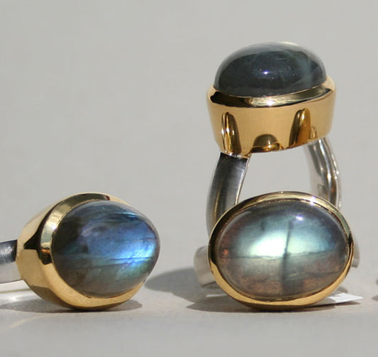 Silberring "Icur" mit 16x12mm Labradorit, 18ct vergoldet