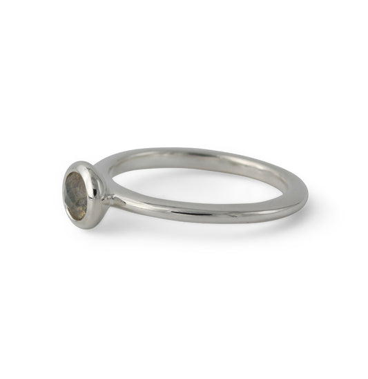 Silberring "Fine flat" mit Labradorit 5mm