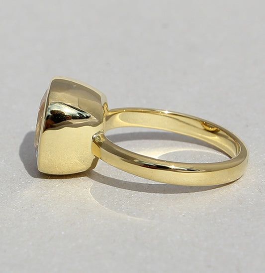 Silberring mit 10x10 mm Bergkristall, vergoldet